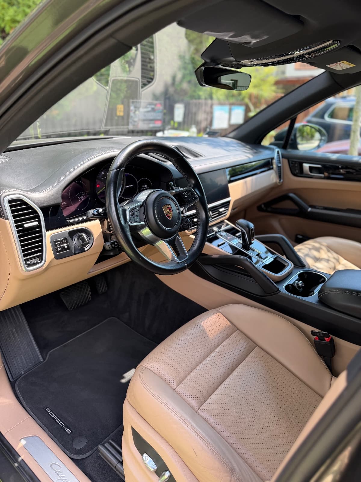 Porsche Cayenne E-Hybrid — feltöltött kép