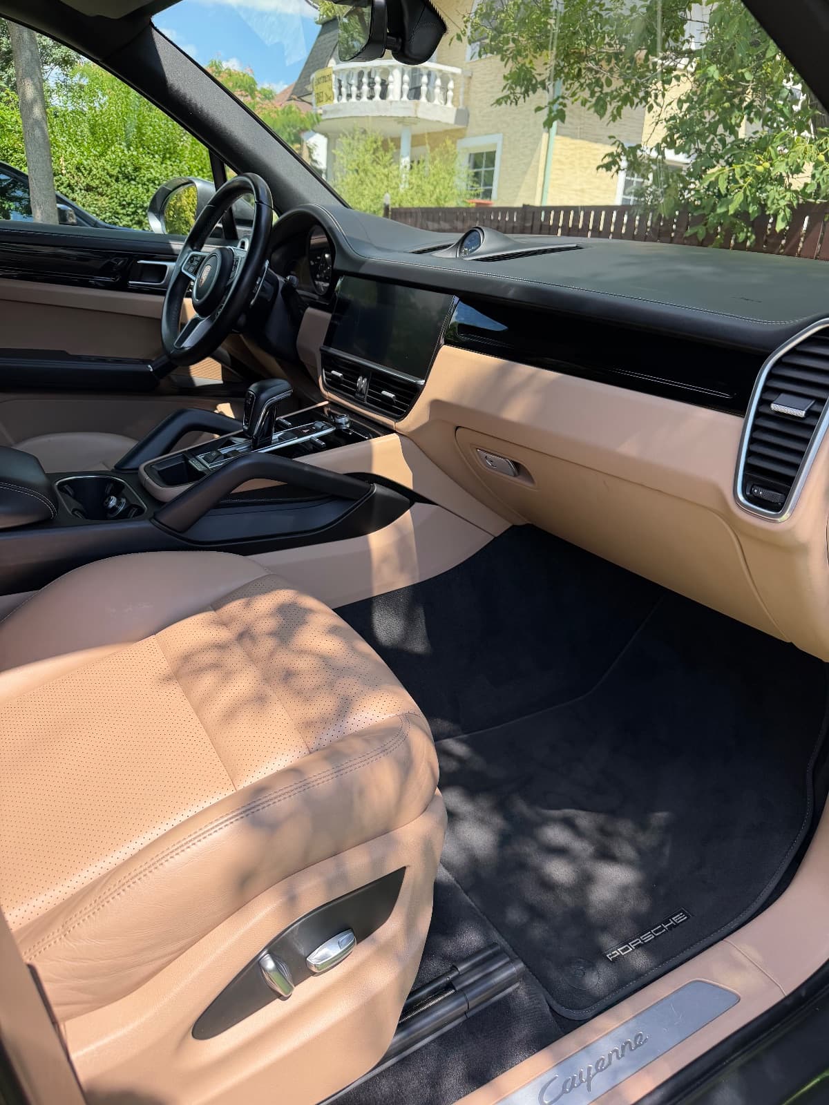Porsche Cayenne E-Hybrid — feltöltött kép